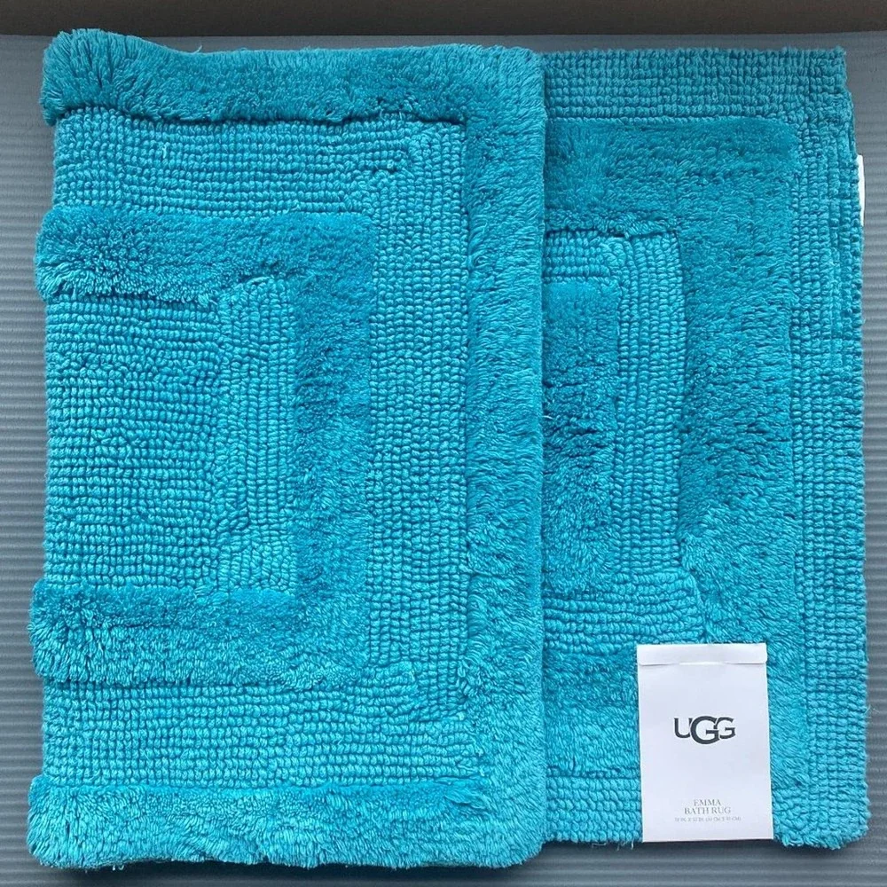 NWT UGG Bath Mat Bath Rug Cotton Reversible 20x32 in
